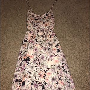 ONEILL SUMMER DRESS OPEN BACK